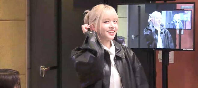 240129 MBC FM4U '정오의 희망곡 김신영입니다' <b>엔믹스</b>