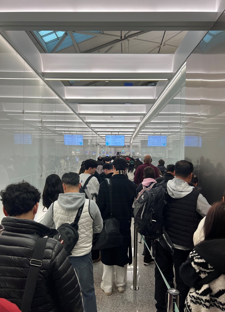  일본 교토 오사카 3박 4일 여행 일정 1 @ 간사이공항 리무진, 디앤디파트먼트, APFR 아포테케, 편집샵 쇼핑, 이자카야 맛집 (ft. GR3x)