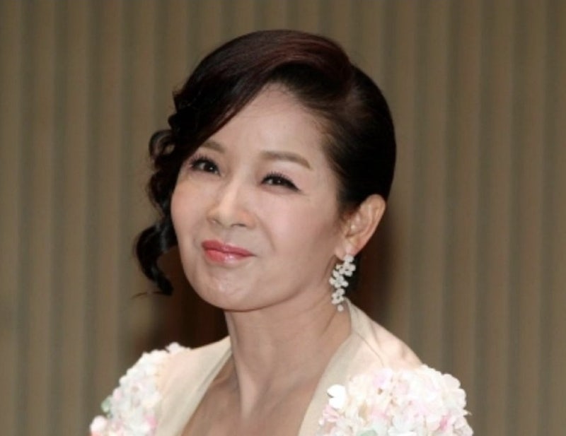이효춘 나이 전남편 이혼이유 딸 이지은 학력 고향 가족