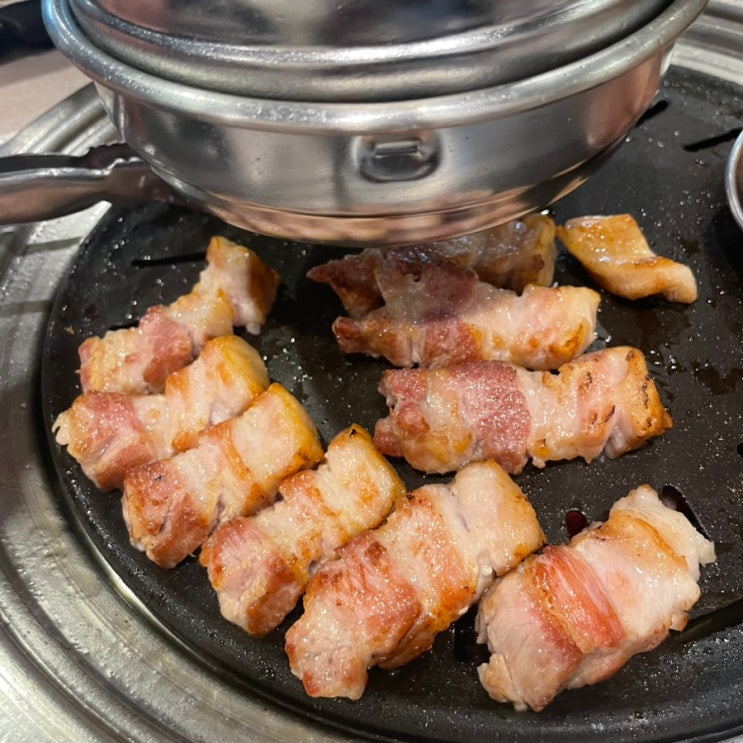  홍대고기맛집,상수역 고깃집 냉장고,구워주시는데 너무 맛있어요::목살&삼겹살 거기다 냉면까지!