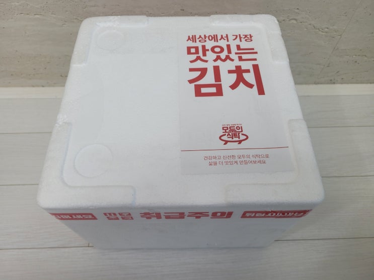  모두의 식탁 프리미엄 맛김치 중부식 맛의 품격
