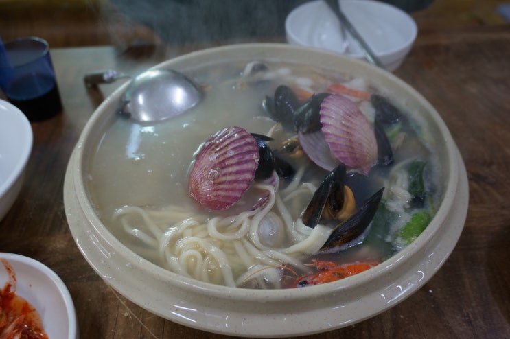  인천 영종도 해물칼국수 맛집 : 황해해물칼국수