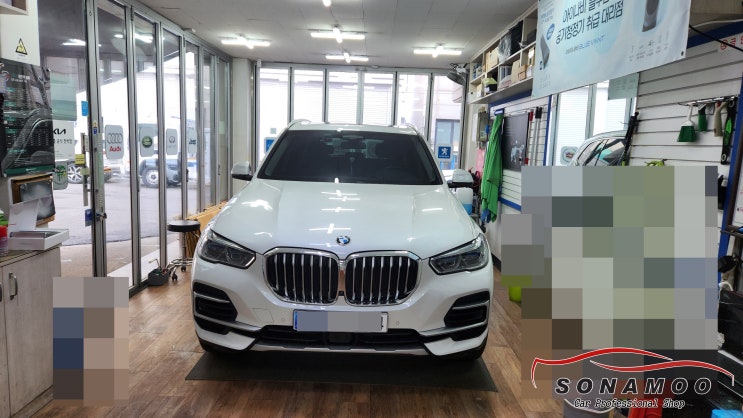  BMW X5 G05순정블랙박스 탈거후 아이나비Z9000 케어셀 보조배터리 장착