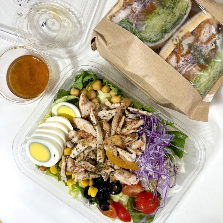  한번 먹고 반한 소스 맛집 샐러디치 오도씨 송파 본점 닭가슴살샐러드 텐더 샌드위치 배달 리뷰.