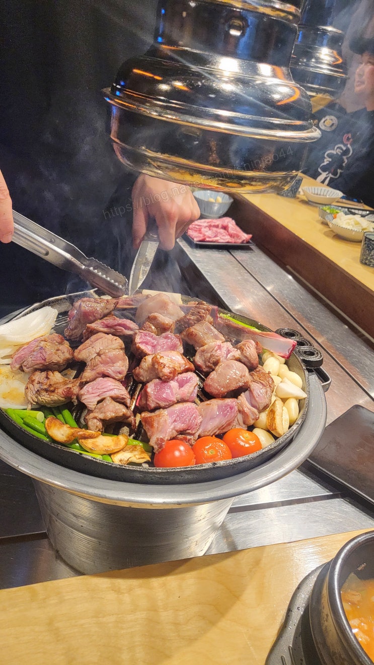  풍미 가득한 양고기 화로구이 범물역맛집 청년양고기 지산점