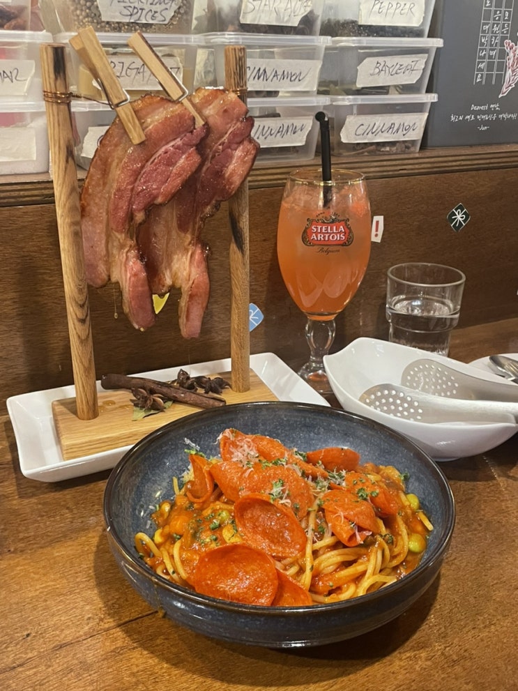  특별한 날 모임 장소로 좋은 홍대 맛집 : 디어리스트 연남
