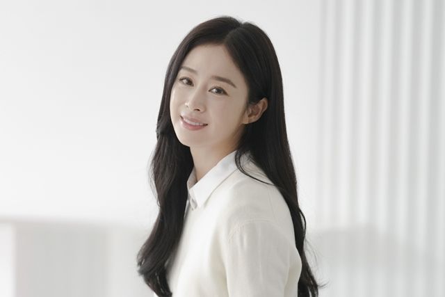 <b>버터플라이</b>' <b>김태희</b>, 할리우드 <b>진출</b> 확정...아마존 프라임... 