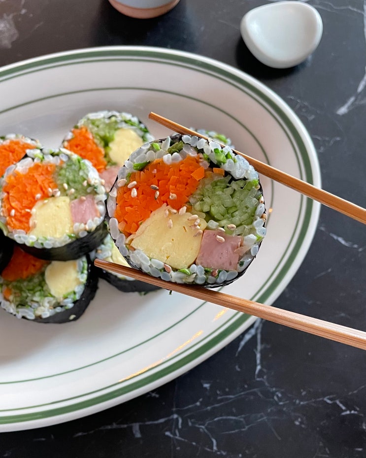  봄 제철 나물 냉이로 김밥 만들기 냉이 손질법  마카롱 여사 냉이 김밥 레시피