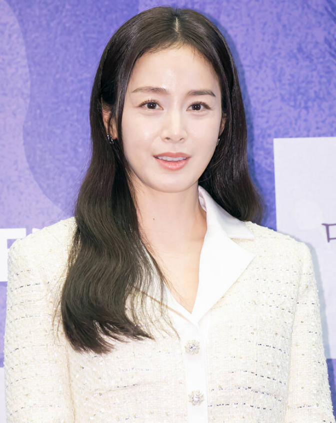 비 <b>김태희</b>근황 <b>버터플라이</b> 미국 <b>진출</b> 부부 최초 할리우드 경력... 