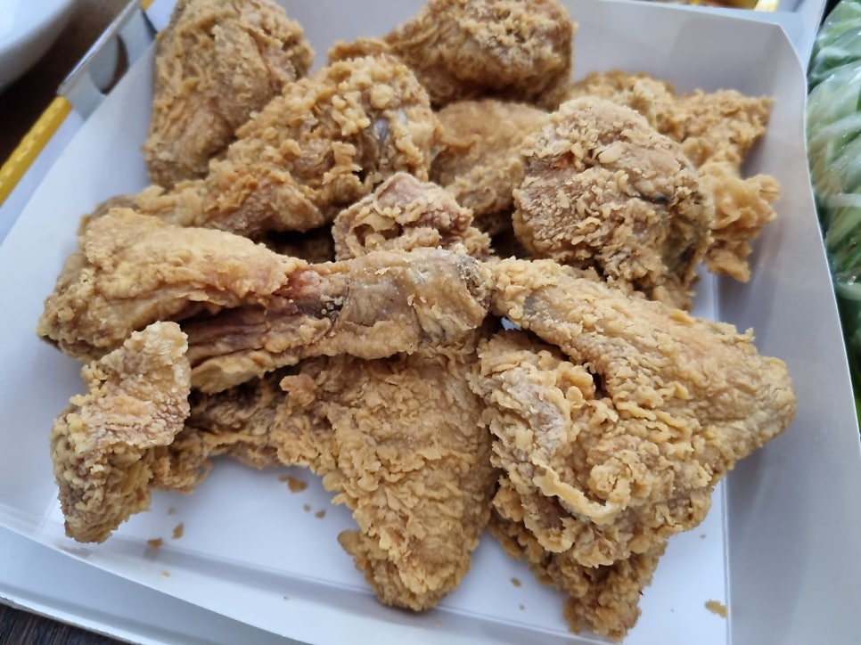 네네치킨 덕이점 사진 6