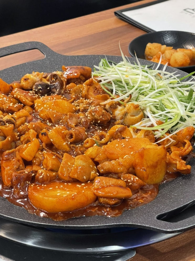  광주 양산동 맛집 추천 | 직원도 친절하고 음식도 존맛탱 신묘한곱도리식당