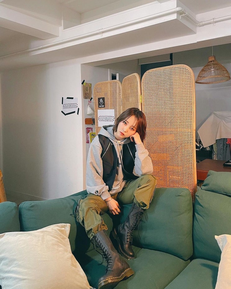 <b>마마무</b> <b>문별</b> 패션 스타일