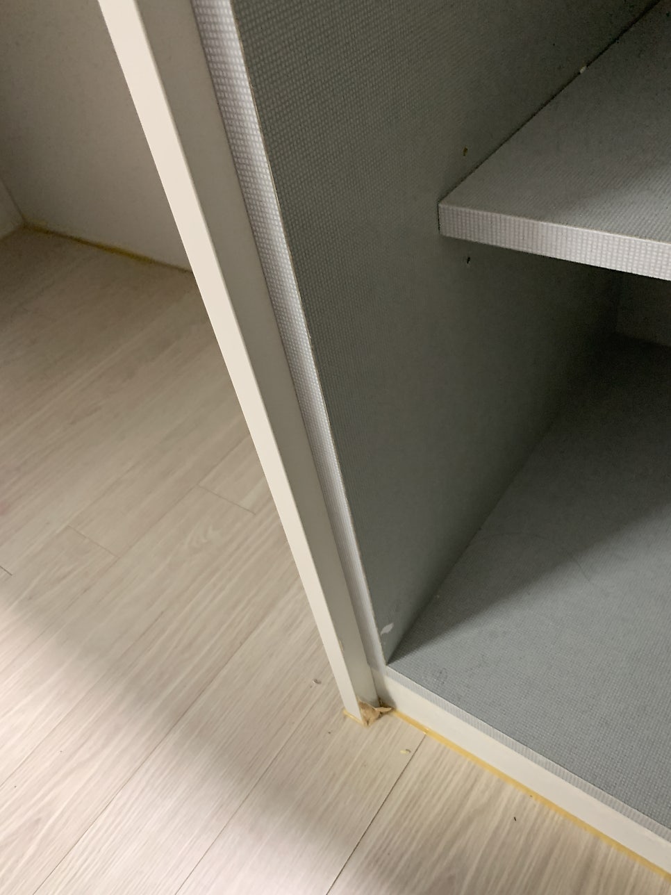 문짝시트지 교체 몰딩 시공 전문