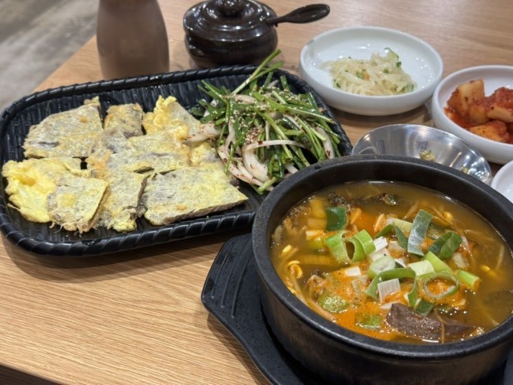  강남 학동역 직장인맛집 24시 해장국 해장왕 혼밥 추천