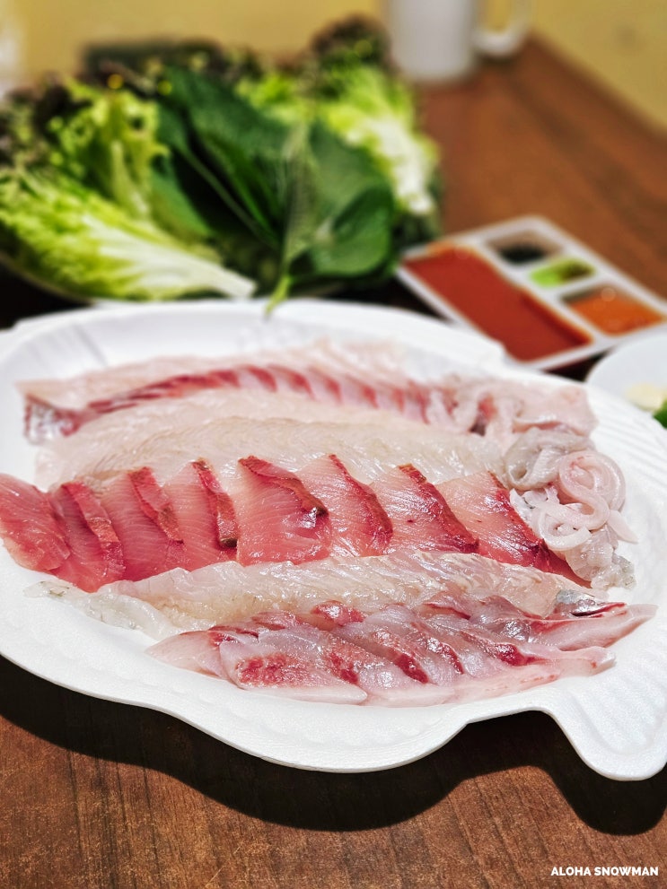  속초중앙시장 아라횟집 회포장