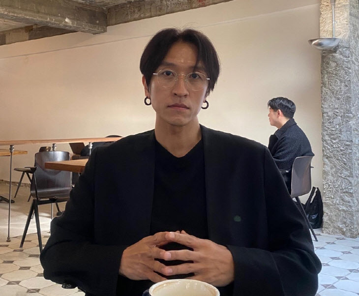 <b>빽가</b>, <b>교통 체증</b>으로 ‘<b>라디오쇼</b>’ 생방송 펑크…“아마추어... 