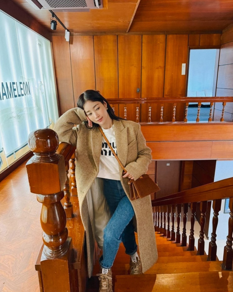  기은세 데일리룩 펜디 피카부백
