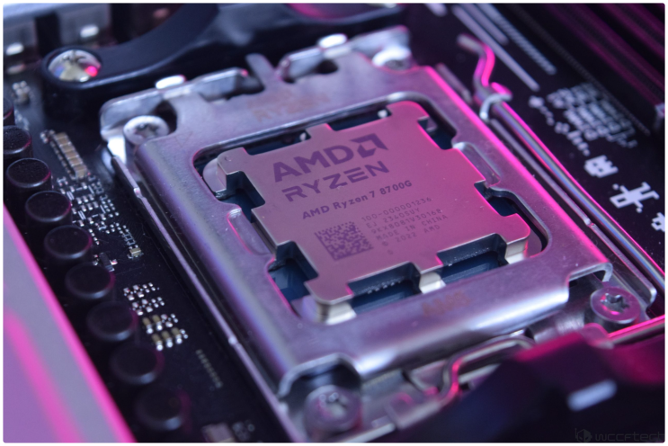  AMD 라이젠 7 8700G APU 메모리 오버클럭 시 AI 성능 향상