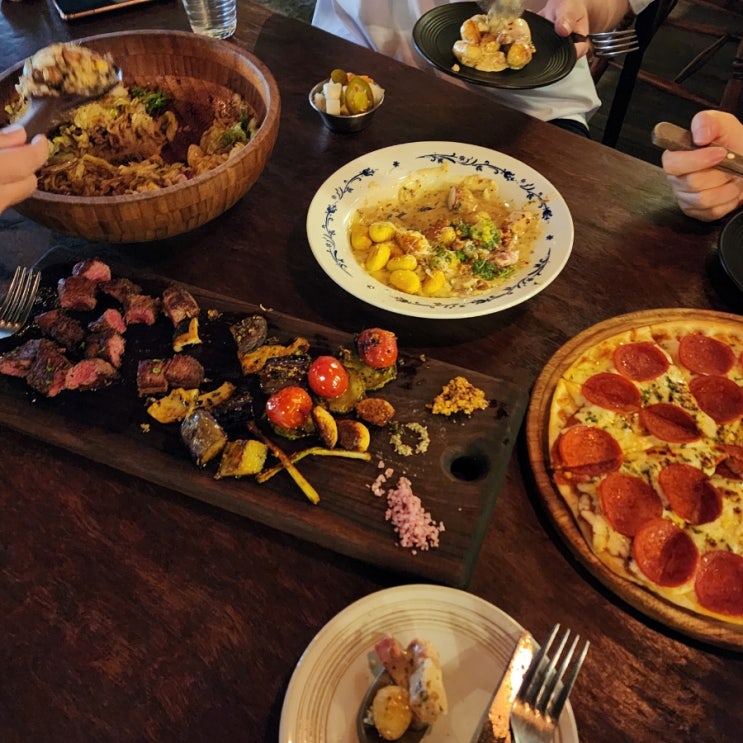  [봉담 뇨끼 맛집] 화성 '리옹봉담' 데이트 모임하기 좋은 웨이팅 맛집 뇨끼 파스타 피자 스테이크 후기