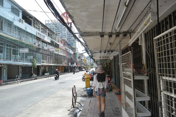태국 방콕 여행 길거리 로컬 음식 및 현지인 맛집 추천(항공권, 숙소, 대중교통, 야시장)
