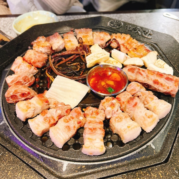  위례 고기집 제줏간 위례점 솔직 후기 : 컨셉+맛 모두 만족