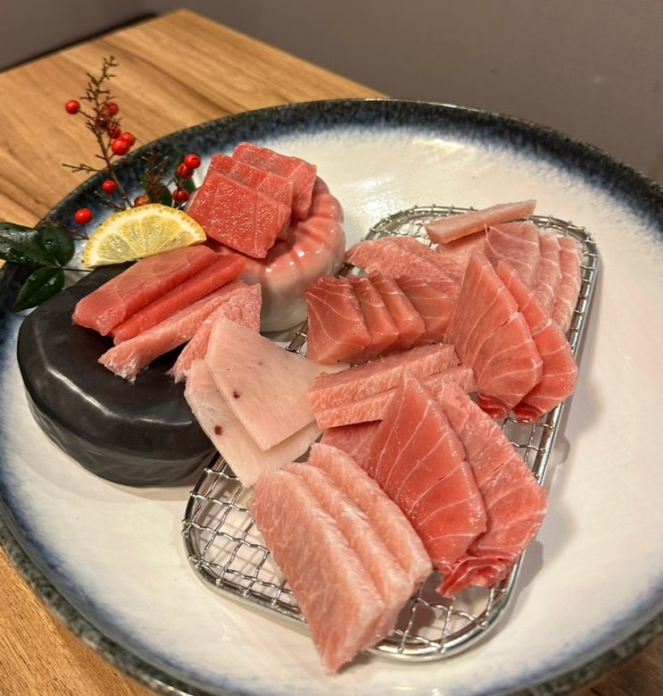  김해 참치 맛집 본참치 로얄참치회코스 후기 + 주차, 위치