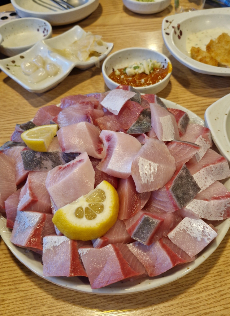  [연남/홍대 방어 맛집] '바다회사랑' 겨울철 방어 맛집