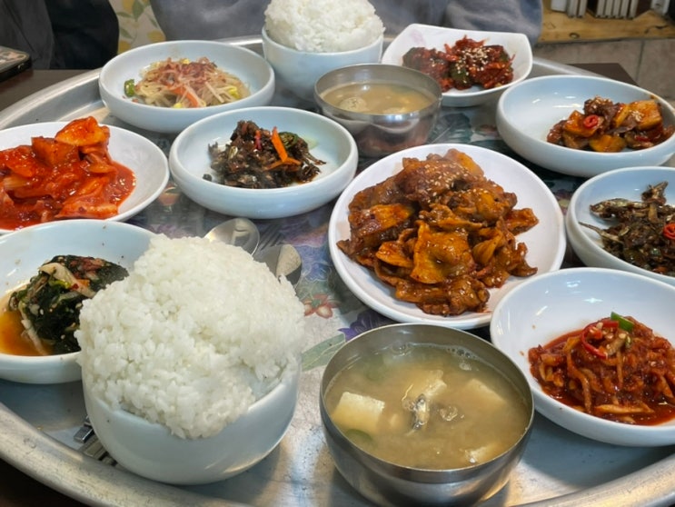  부산 하단 맛집 소문난 흥부네집, 고봉밥과 밑반찬은 상상 그 이상