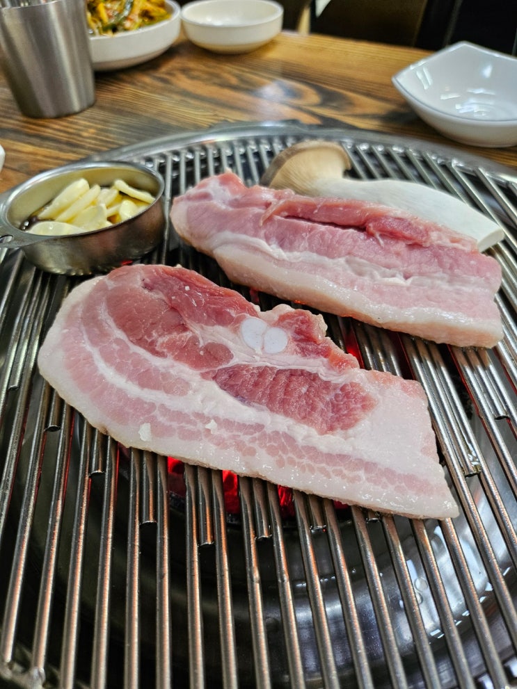  안양 수촌마을 맛집 풍년갈비 안양본점에서 즐기는 푸짐한 돼지갈비