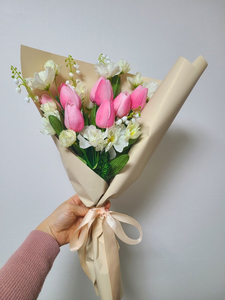 다이소 포장지 한장으로 초간단 꽃다발 만들기(다이소 조화, 다이소리본)