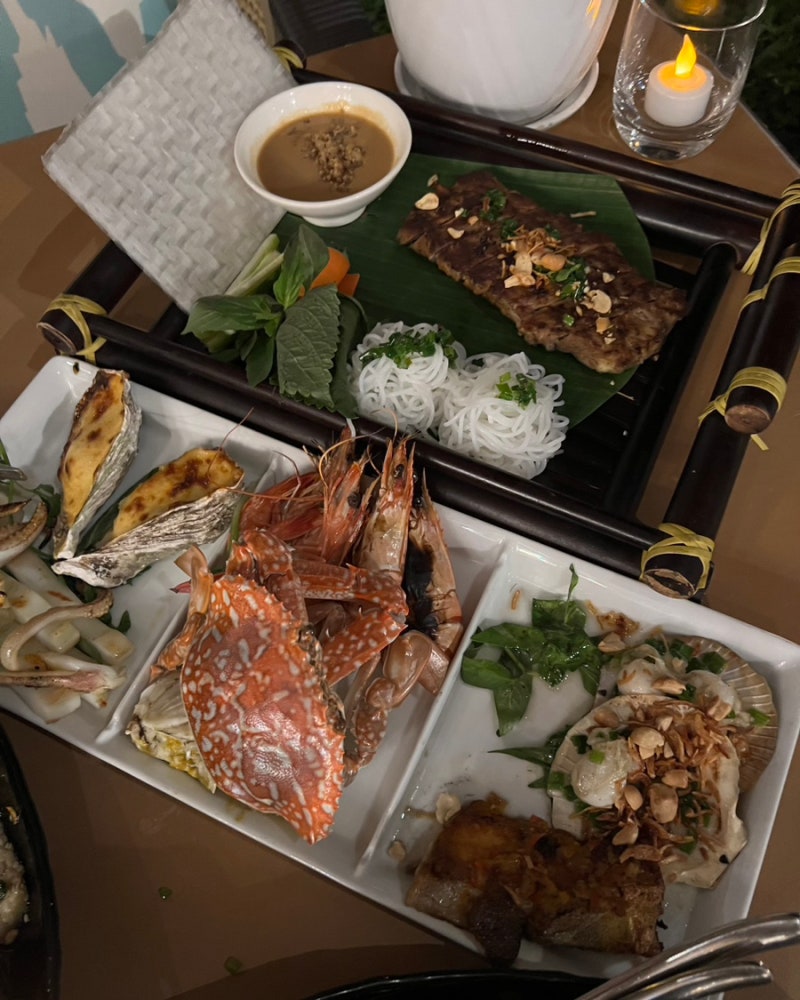 호짬 여행 인터컨티넨탈 그랜드 호짬 Khoi BBQ 디너 & The Grand Bistro 라운지 & Game Zone 후기 🤍 :  네이버 블로그