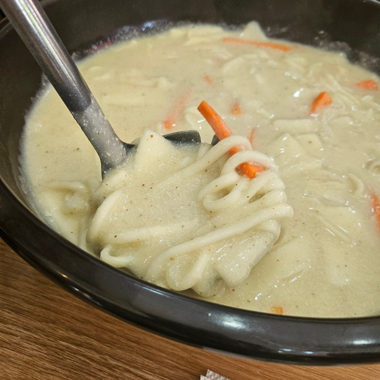  청라 들깨 수제비가 맛있는 '청정 칼국수' 리뷰