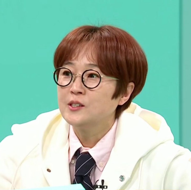 전참시 송은이 착용한 안경, 니시데카즈오
