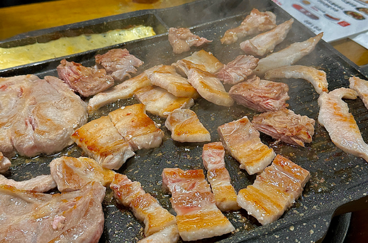  포항영일대삼겹살, 바닷가 근처 가성비 맛집 청춘연가 포항송도점