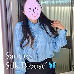[산드로] 블루 프릴 실크 블라우스 후기
