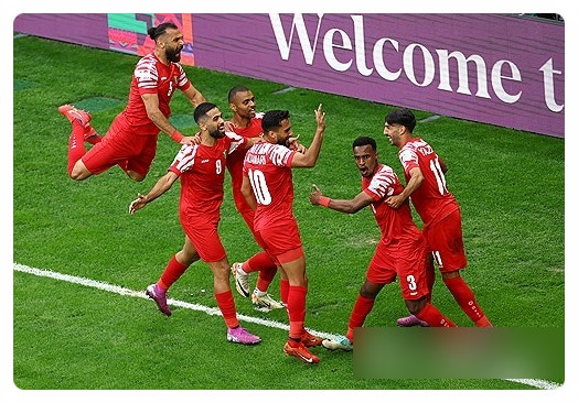 요르단, 타지키스탄 1-0 제압 '첫 4강 쾌거'…한국-호주 승자와 격돌