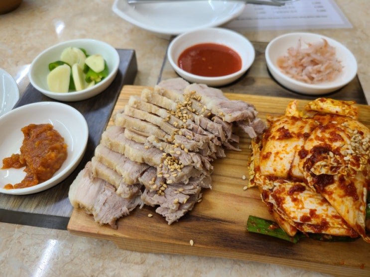  신설동역 맛집 동신 수육정식
