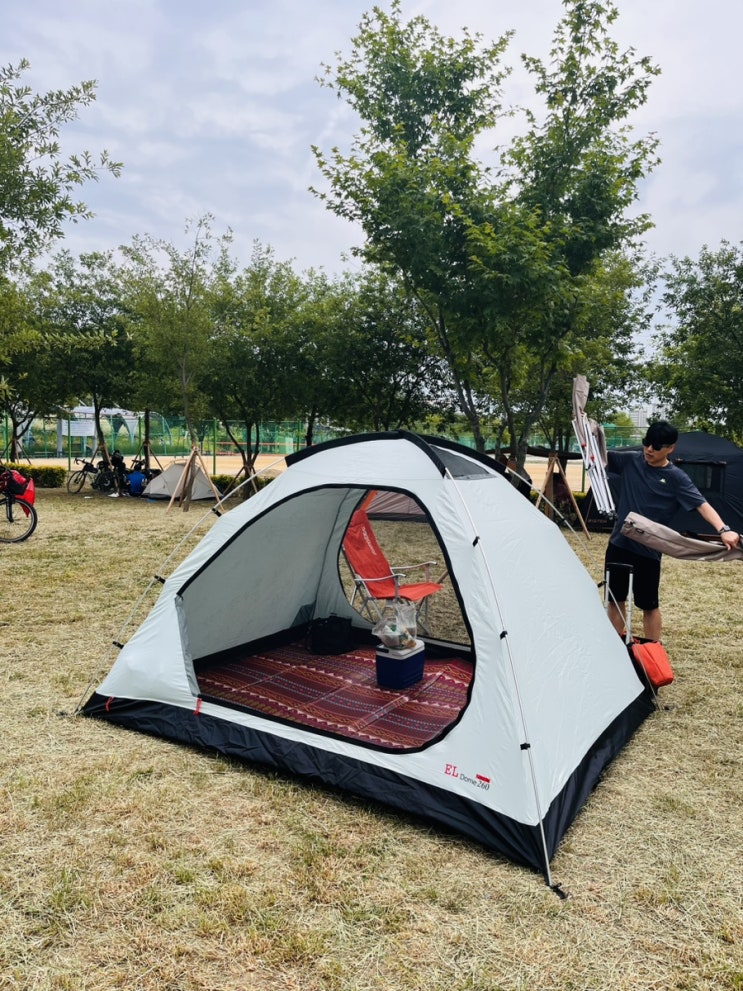 평화로운 캠핑생활