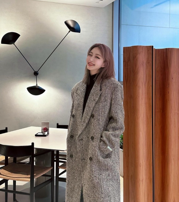  올 봄 여성 아우터 베이직템으로 유행 타지 않을 캐시미어 여자 롱 코트 패션 코디 추천 w. 한예슬