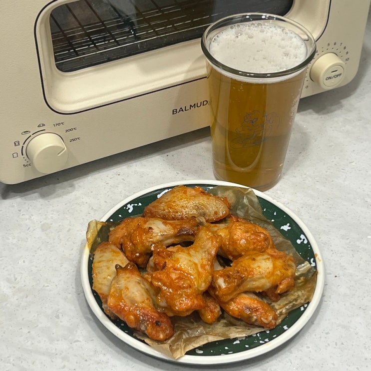  발뮤다 토스트기 : 맥주 안주로 추천 마니커에프앤지 버팔로윙골드