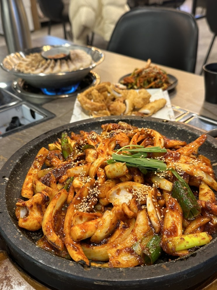  진주 혁신/ 충무공동 맛집: 진주 오적회관 오적한상(돌판오징어, 오징어튀김, 꽃삼겹수육)