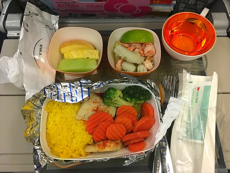 중화항공 에바항공 일반 기내식 및 씨푸드 해산물식 후기/특별 기내식 메뉴 바꾸는 꿀팁/비건 채식 등