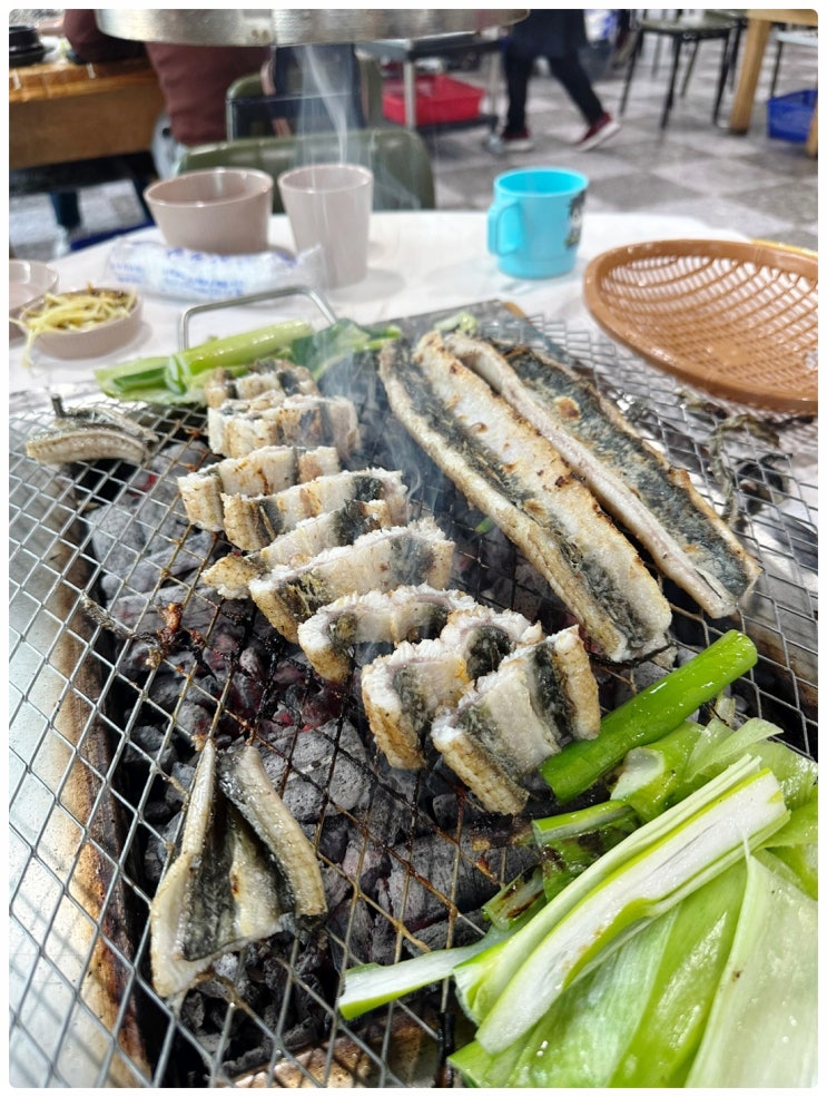  서울 교외 경기도 용인 기흥 장어 맛집 만수정 주말 점심 겸 저녁 식사 후기