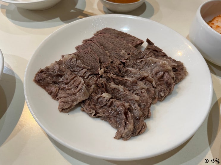 [압구정] 안동국시 | 수육과 찌짐 (동태전&허파전)