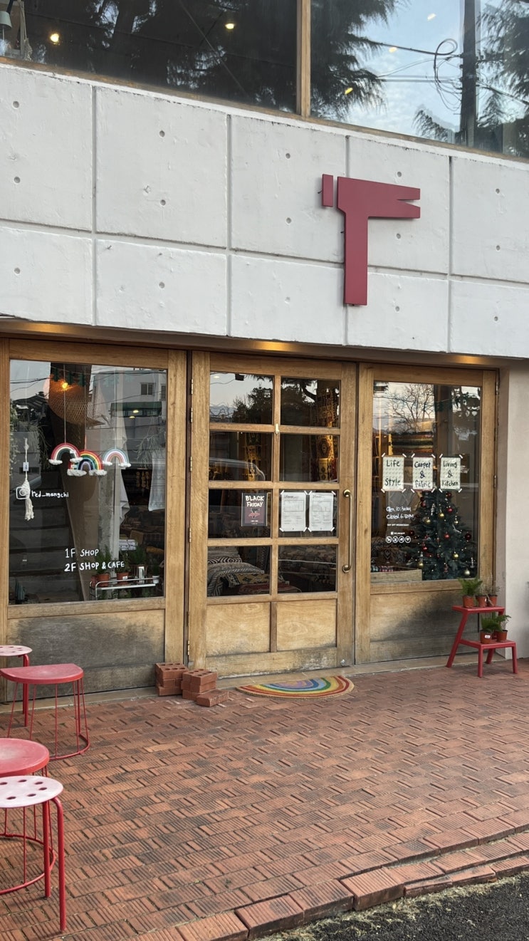  강릉 소품샵 레드망치 ㅣ귀엽고 예쁜건 여기 다 있음 