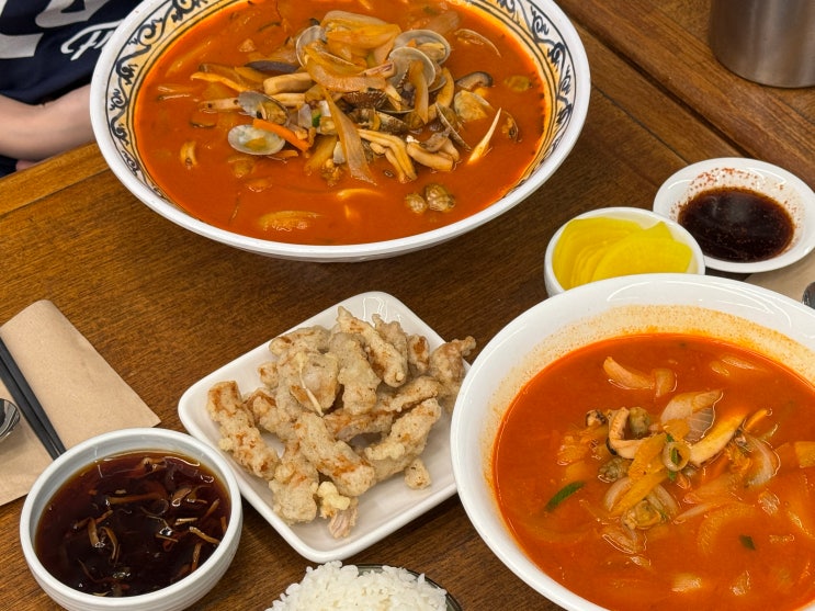 강남역짬뽕 찰진 수타면의 쫄깃한 식감 얼큰 봉게짬뽕