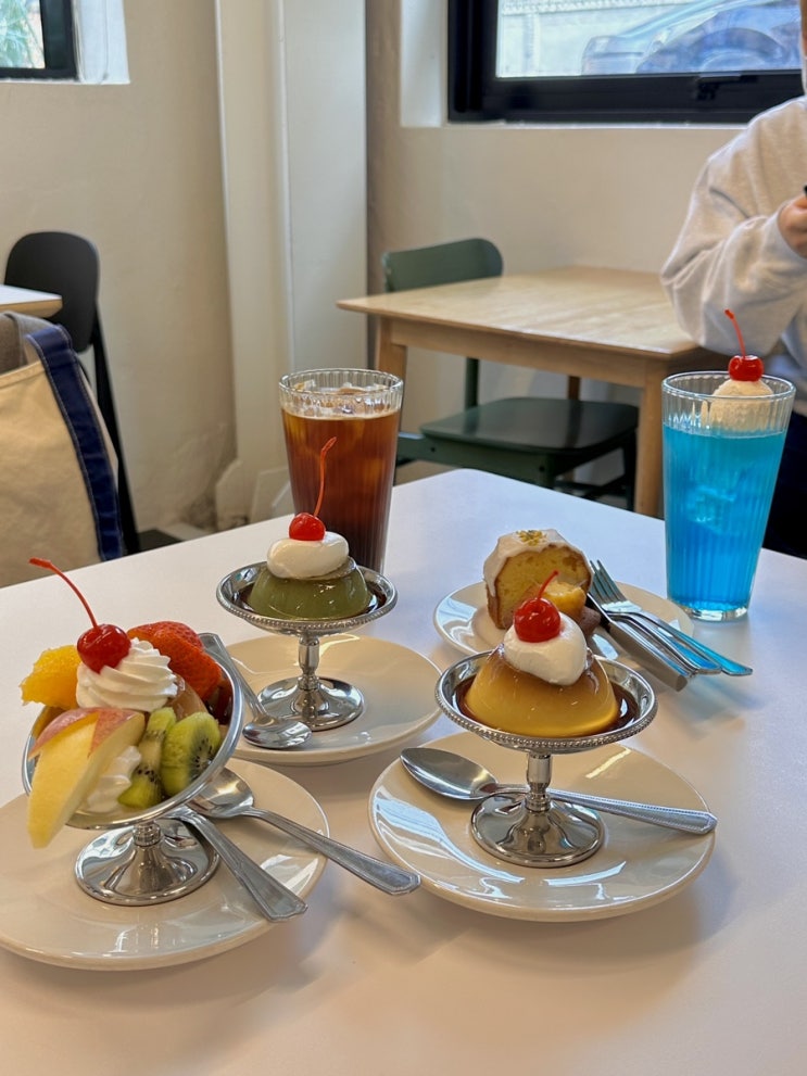  [연남] 페블스｜귀엽고 맛있는 푸딩이 있는 연남동 카페 후기