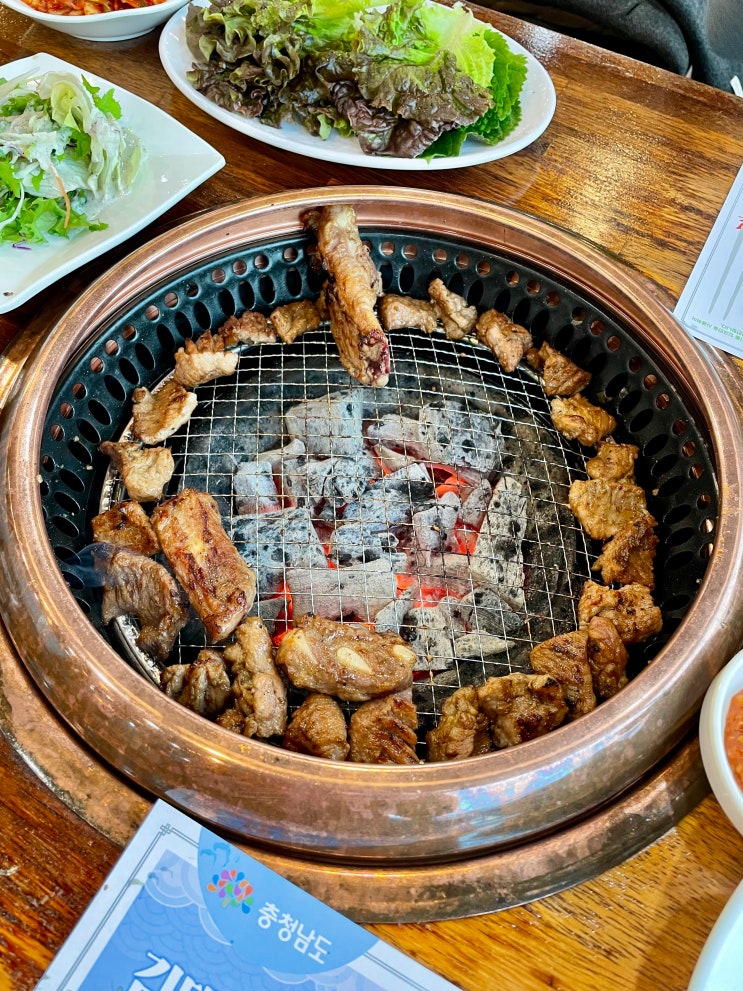 저녁식사에다 포장까지 선배님이 쏘심 정갈한 고깃집 천안맛집 유량동 정상갈비 / 천안식후감