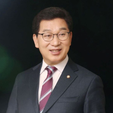 <b>신원식 사우디</b>, 국방 및 군사 협력 강화: 한국과 사우디... 