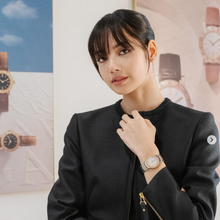 연예인 리사 20대,30대 여자 명품 메탈 여성 손목시계 브랜드 추천 불가리 정보